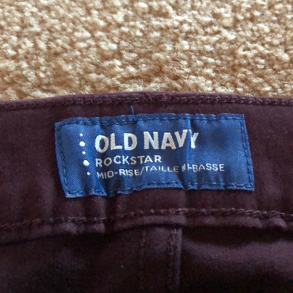Old Navy - Picture 5 of 7